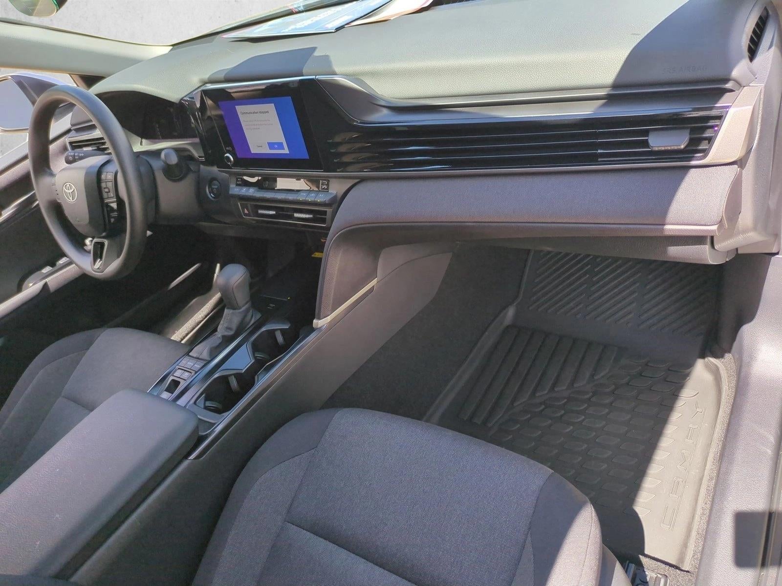 2025 Toyota Camry LE (SE)