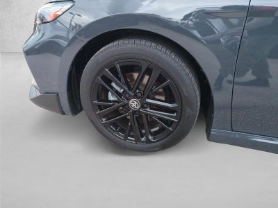 2025 Toyota Camry SE (Natl)