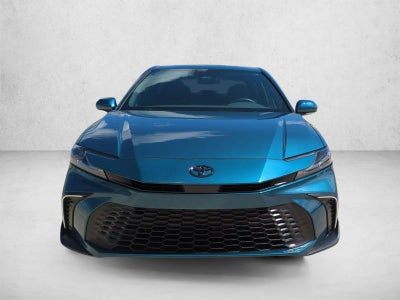 2025 Toyota Camry SE (Natl)