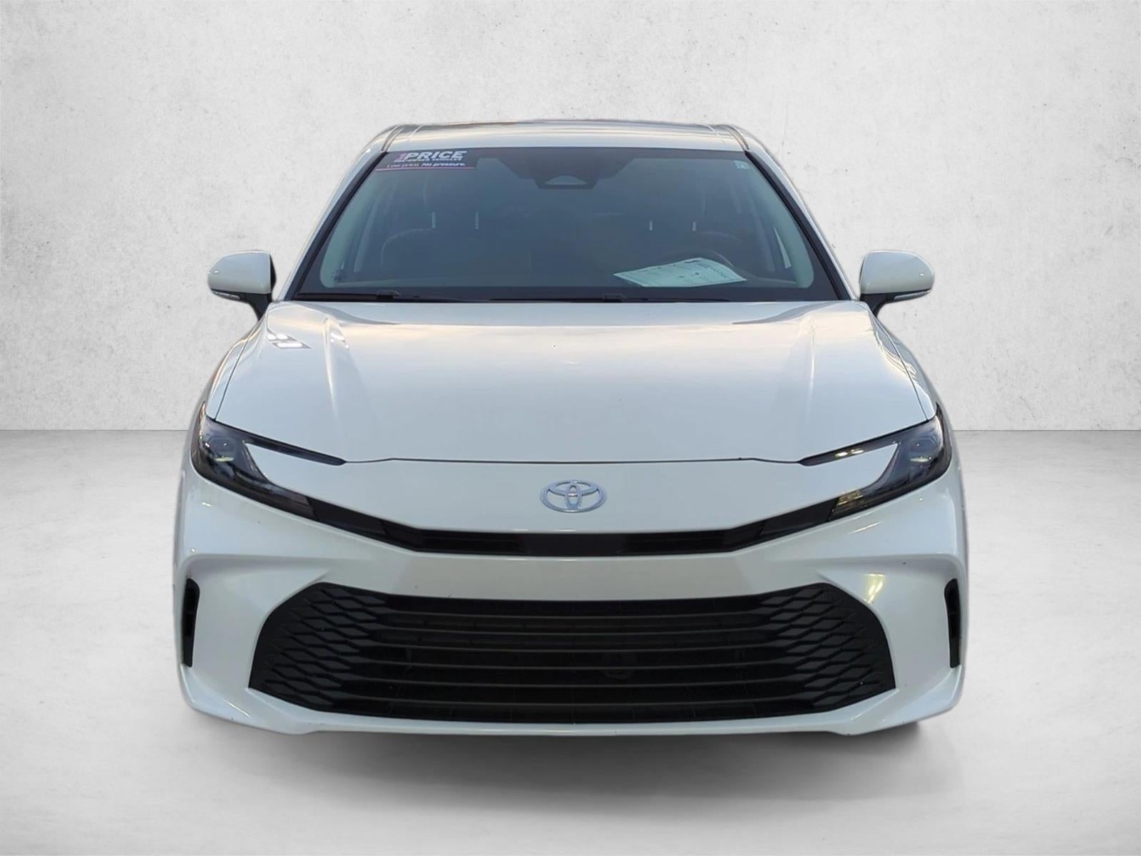 2025 Toyota Camry LE (Natl)