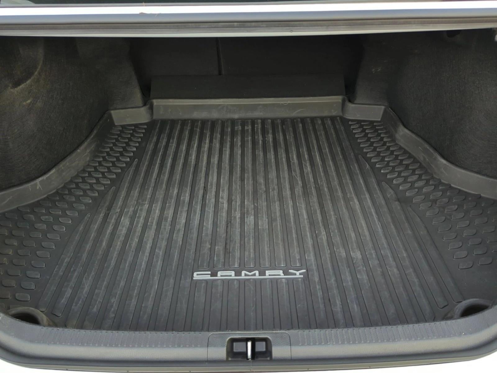 2025 Toyota Camry LE (Natl)