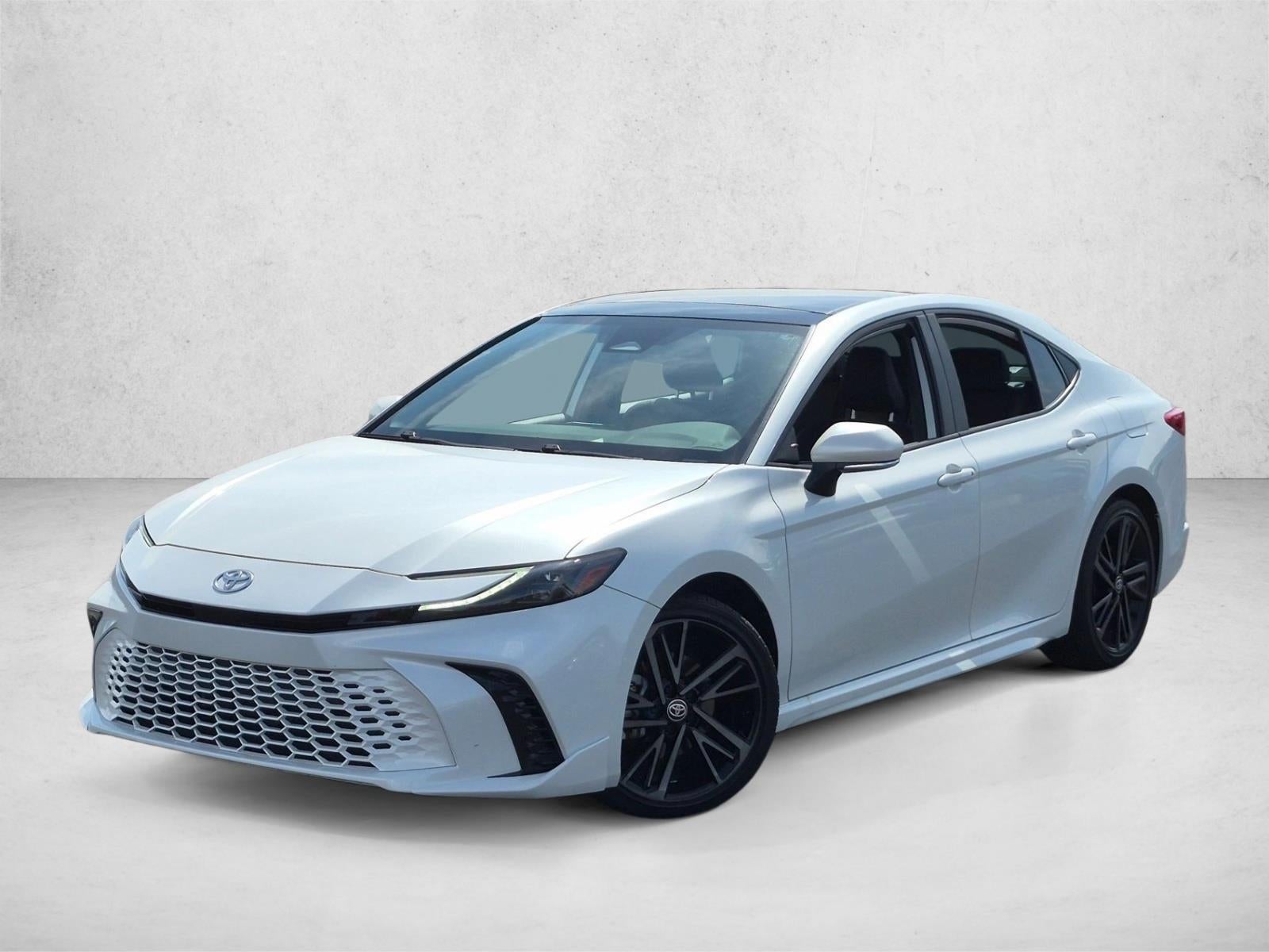 2025 Toyota Camry XSE (Natl)