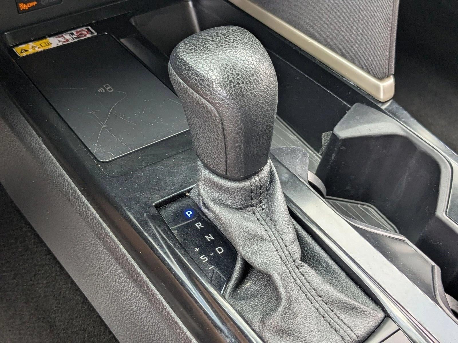 2025 Toyota Camry LE (Natl)