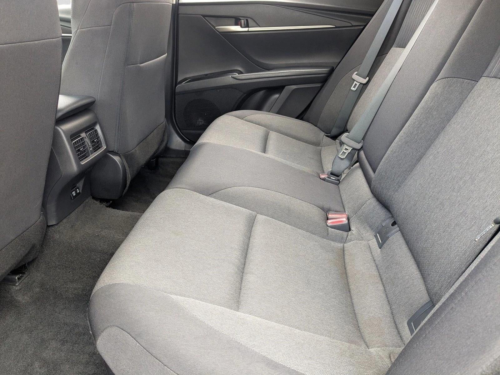 2025 Toyota Camry LE (Natl)