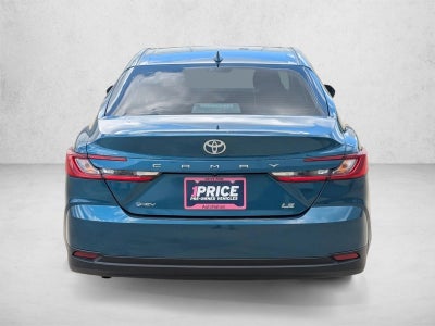 2025 Toyota Camry LE (Natl)