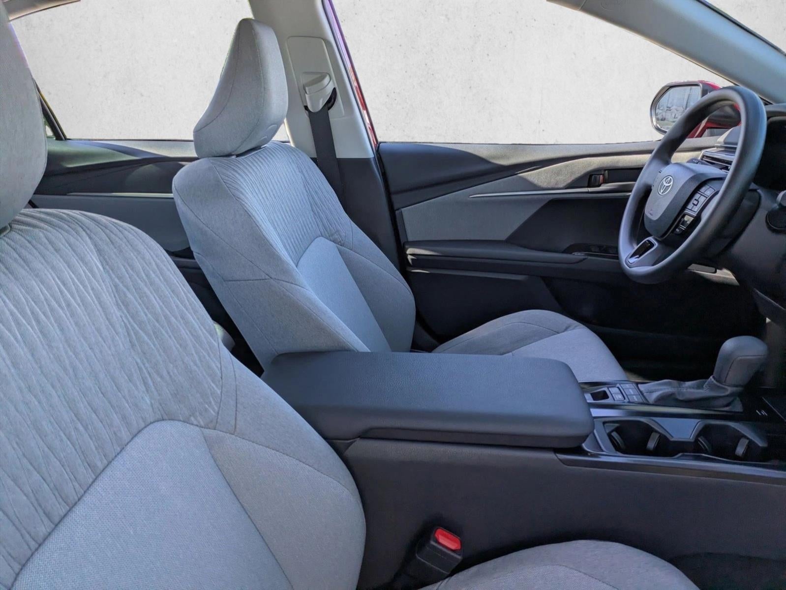 2026 Toyota Camry LE (SE)