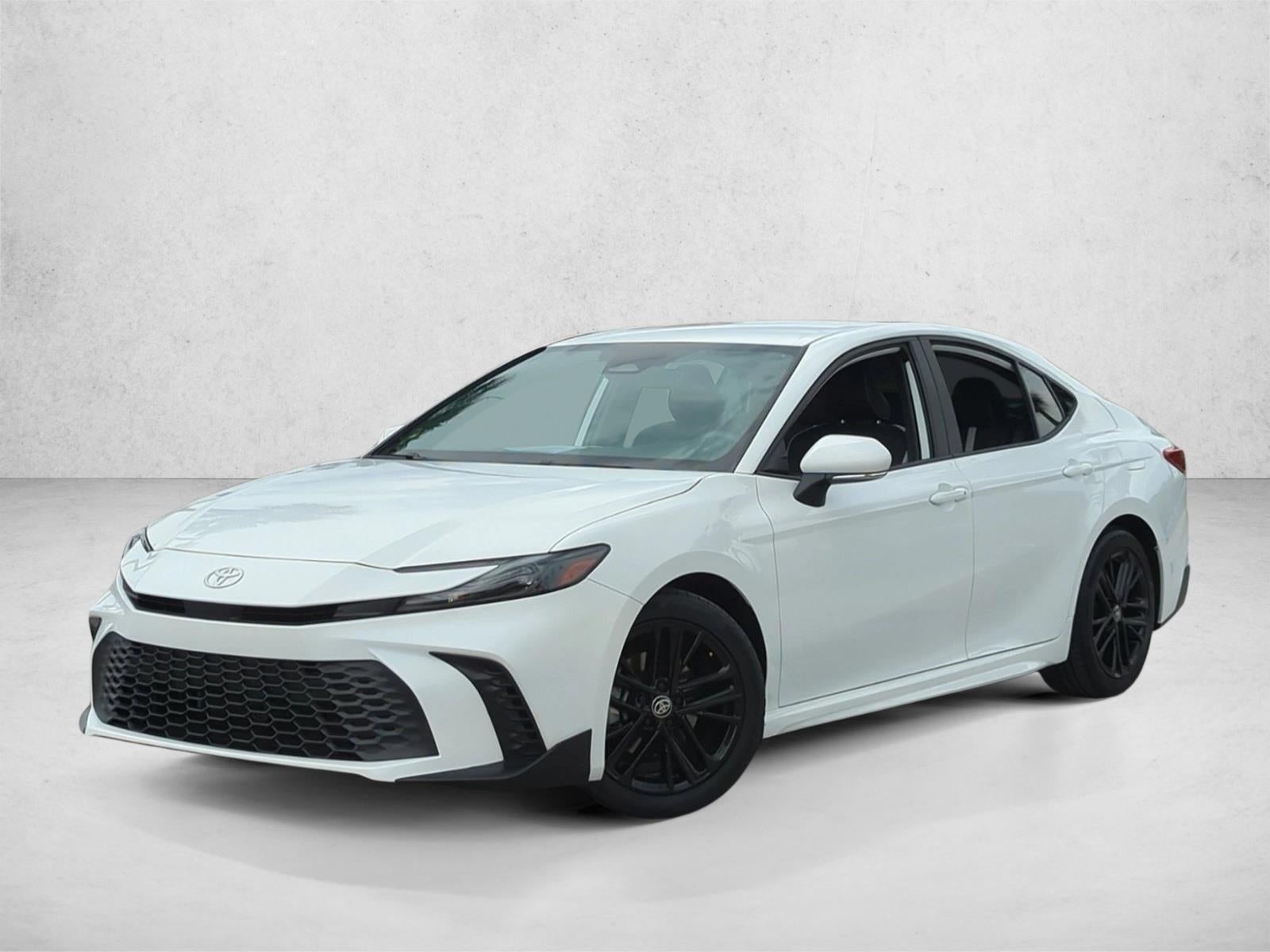 2025 Toyota Camry SE (Natl)