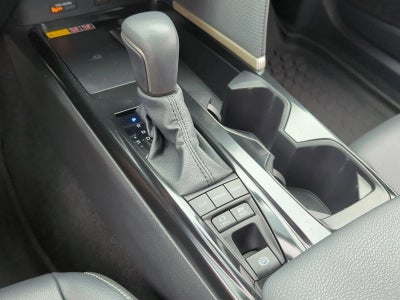 2025 Toyota Camry SE (Natl)