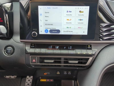 2025 Toyota Camry SE (Natl)