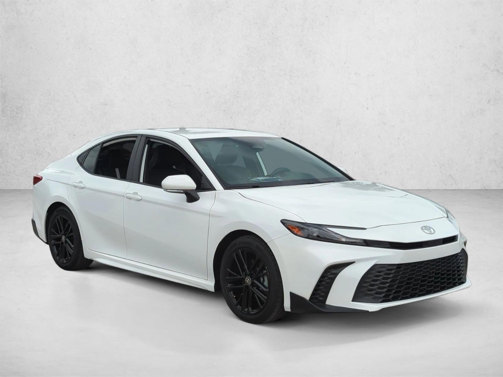 2025 Toyota Camry SE (Natl)