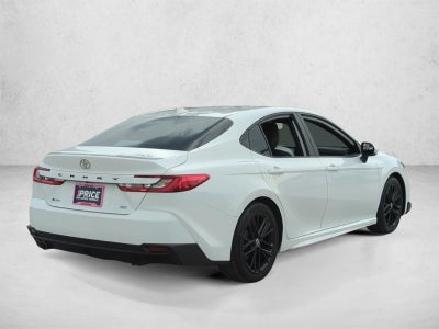 2025 Toyota Camry SE (Natl)