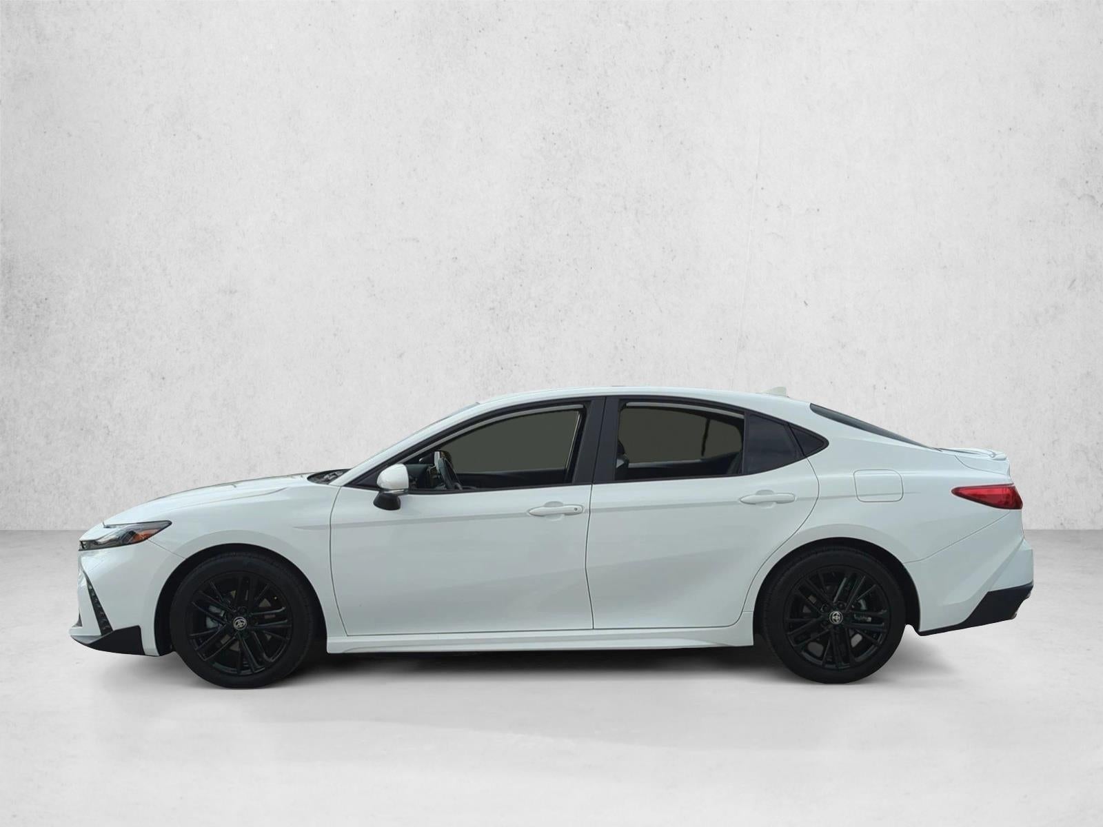 2025 Toyota Camry SE (Natl)