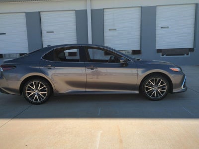 2024 Toyota Camry Hybrid XLE CVT (Natl)