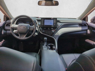 2024 Toyota Camry SE Auto (SE)