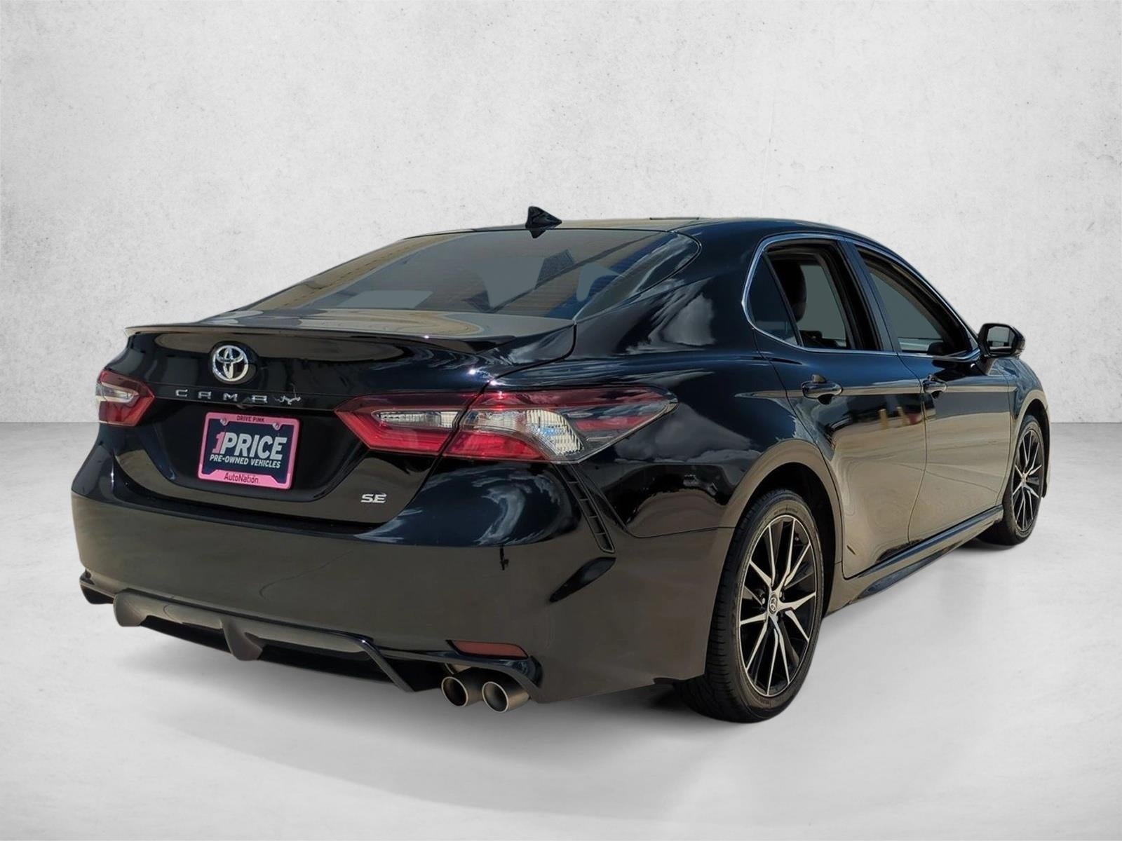 2024 Toyota Camry SE Auto (SE)