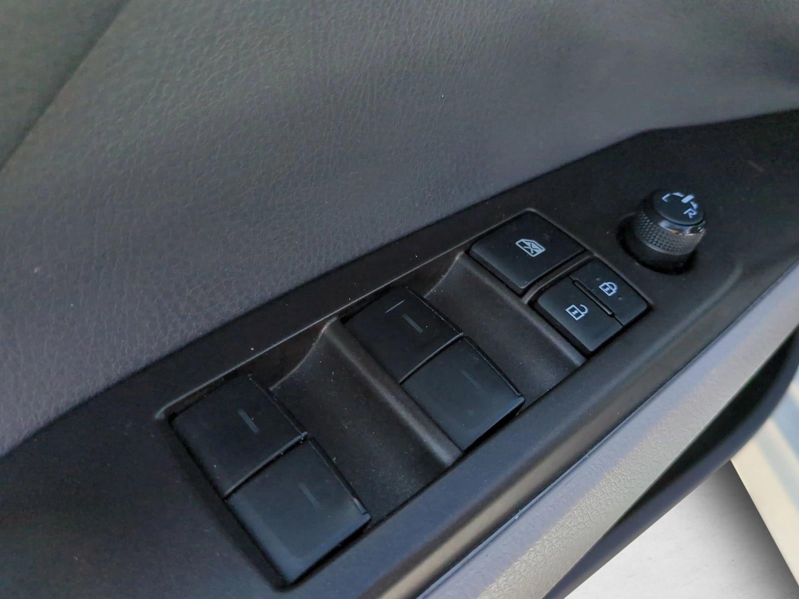 2023 Toyota Camry SE Auto (SE)