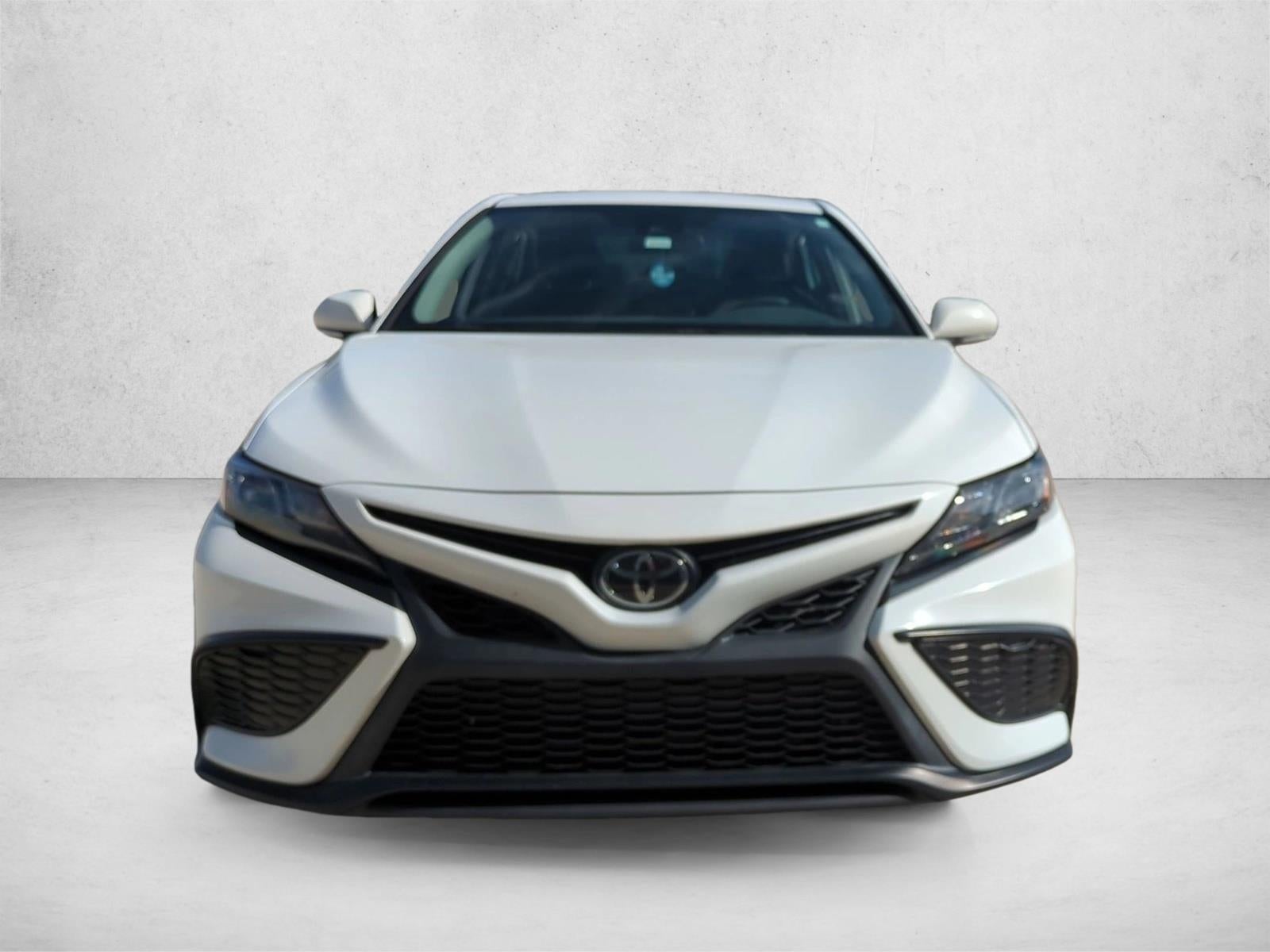 2023 Toyota Camry SE Auto (SE)