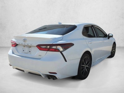 2023 Toyota Camry SE Auto (SE)