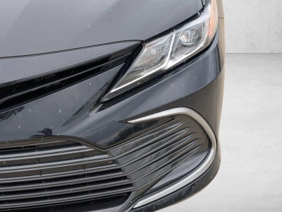 2024 Toyota Camry LE Auto (SE)