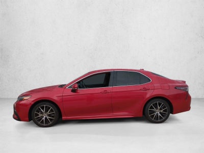 2023 Toyota Camry SE Auto (SE)