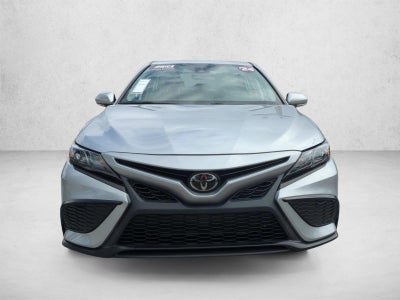 2024 Toyota Camry SE Auto (SE)