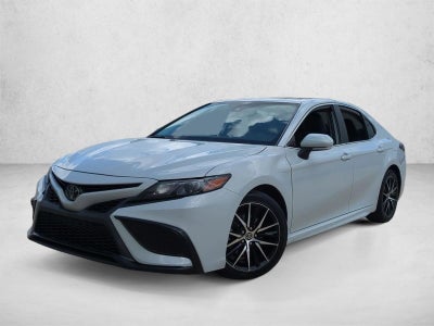 2023 Toyota Camry SE Auto (SE)