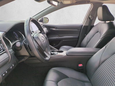 2023 Toyota Camry SE Auto (SE)