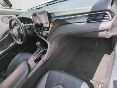 2023 Toyota Camry SE Auto (SE)