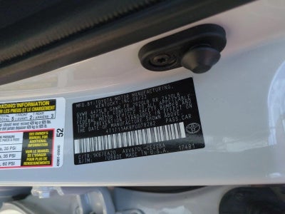2023 Toyota Camry SE Auto (SE)
