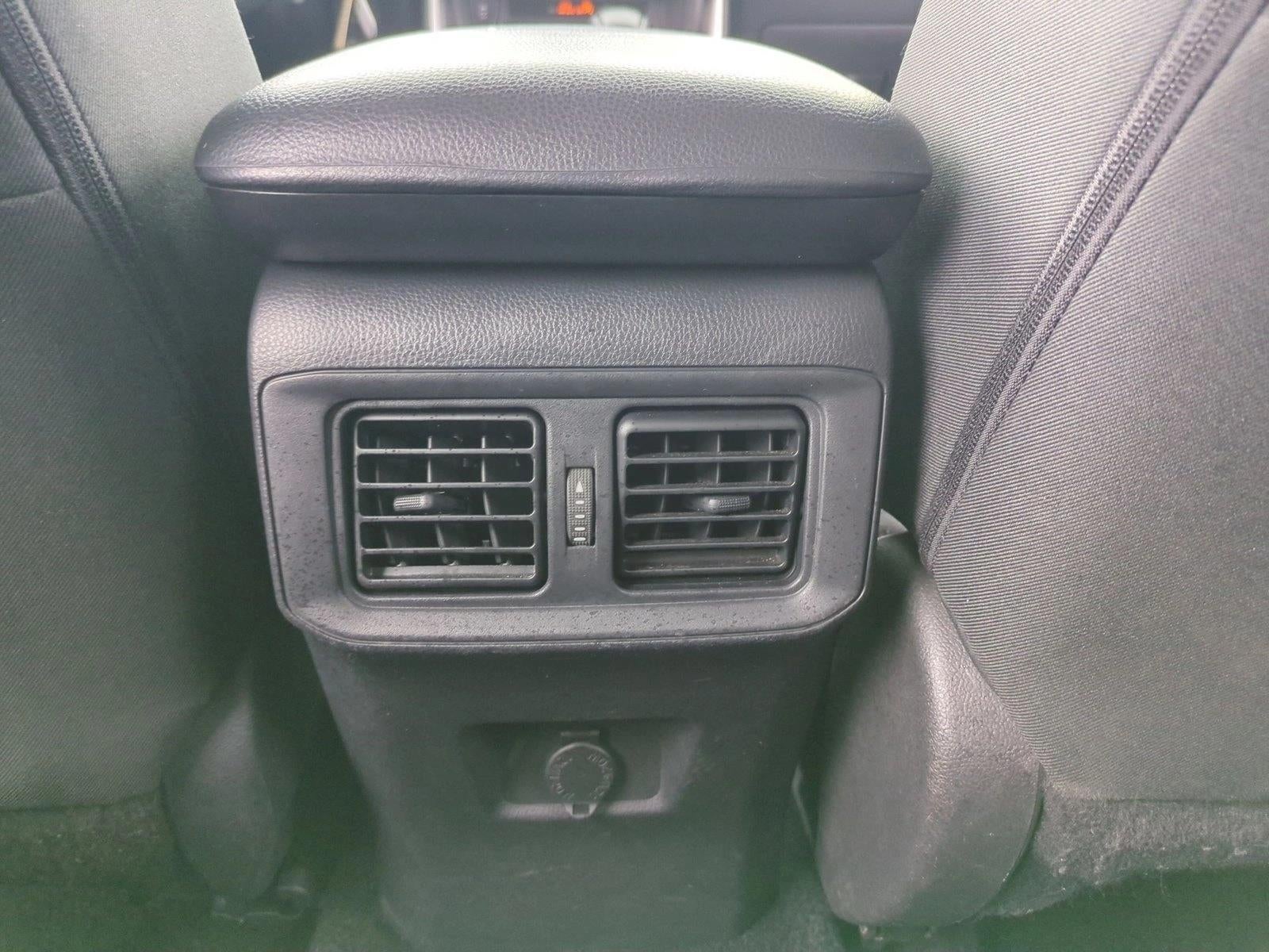 2024 Toyota RAV4 Hybrid LE AWD (Natl)