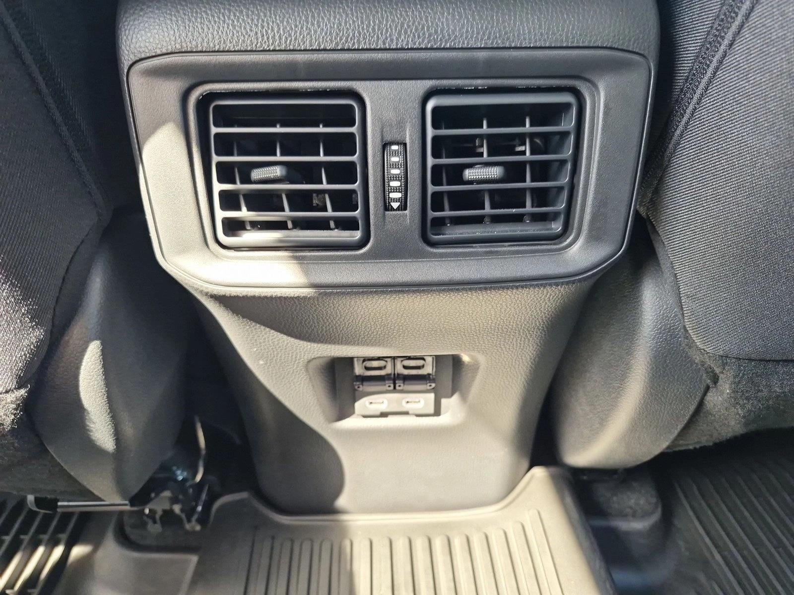 2025 Toyota RAV4 Hybrid XLE AWD (Natl)