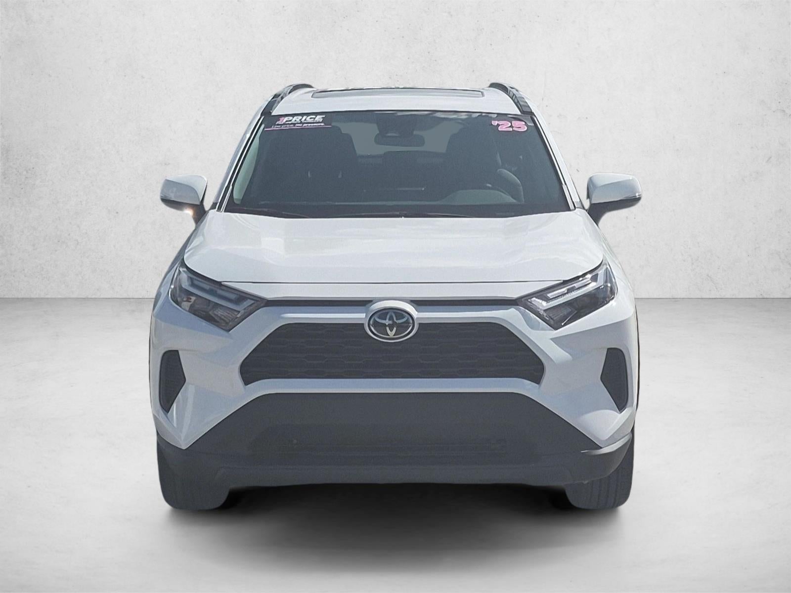 2025 Toyota RAV4 Hybrid XLE AWD (Natl)