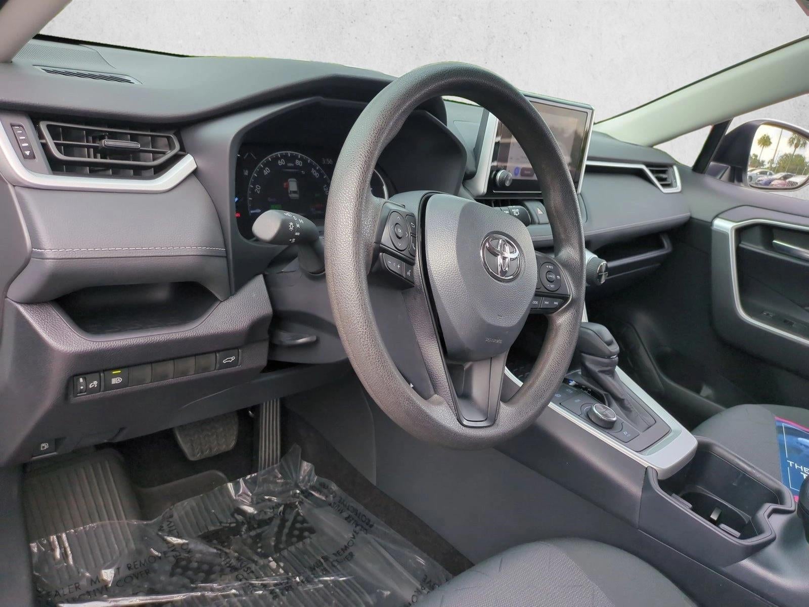 2025 Toyota RAV4 Hybrid XLE AWD (Natl)