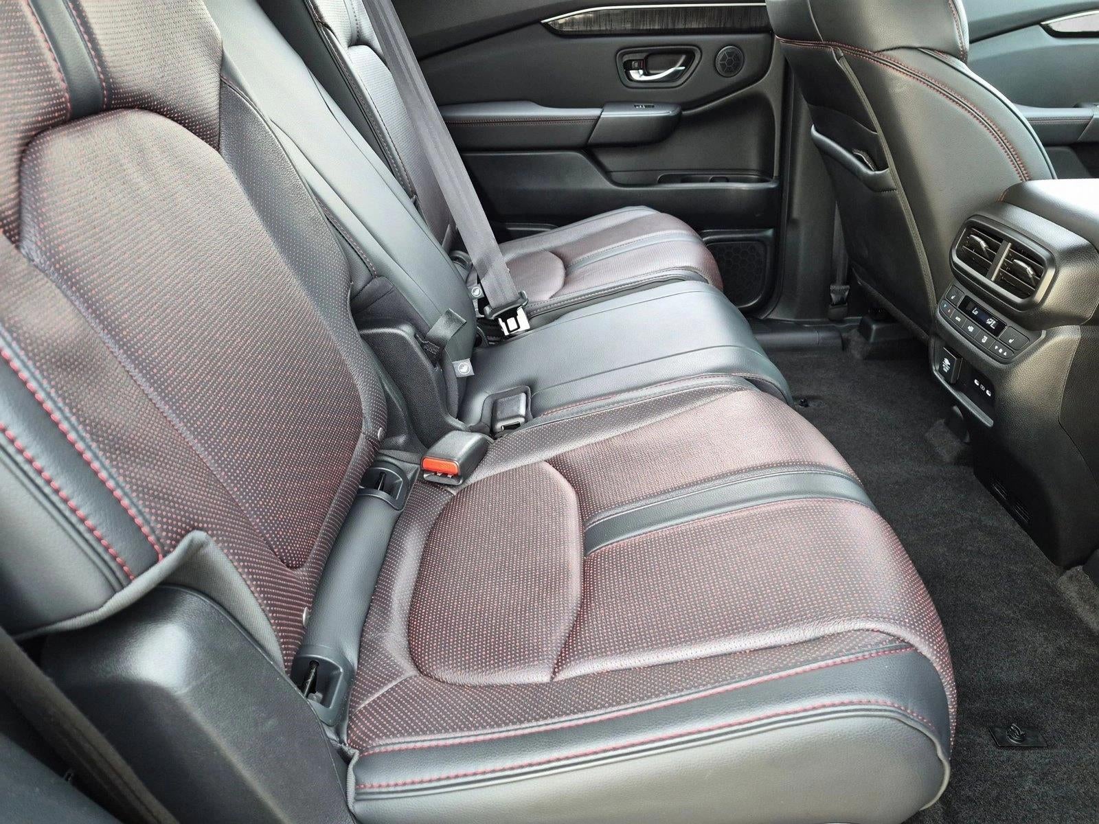 2025 Honda Pilot Black Edition AWD