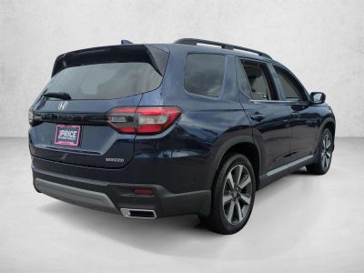 2023 Honda Pilot Touring 2WD