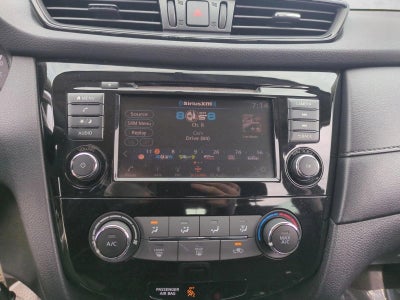 2018 Nissan Rogue FWD S