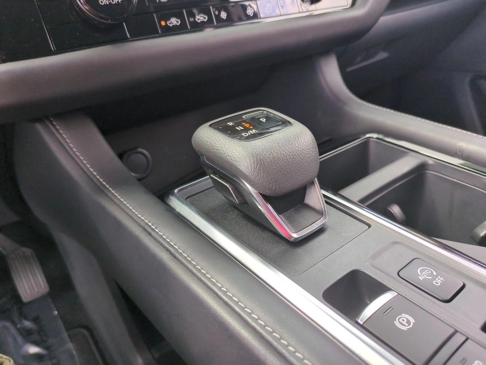 2022 Nissan Pathfinder SL 2WD