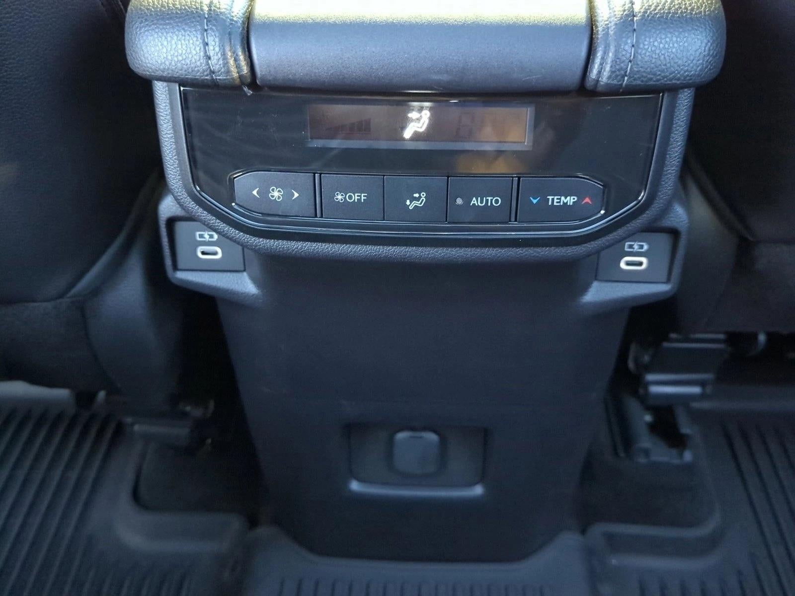 2025 Toyota Grand Highlander XLE FWD (Natl)