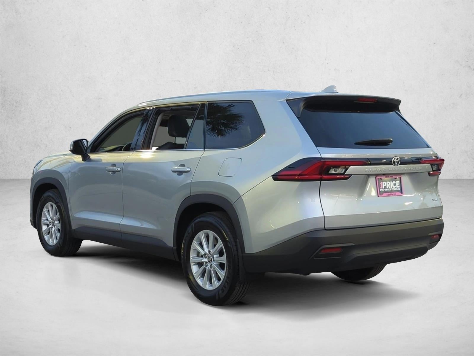 2025 Toyota Grand Highlander XLE FWD (Natl)