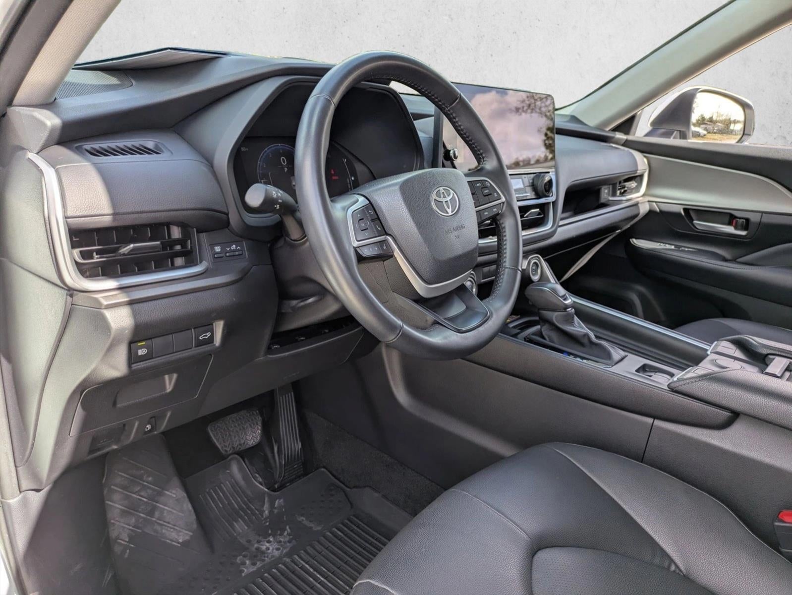 2025 Toyota Grand Highlander XLE FWD (Natl)