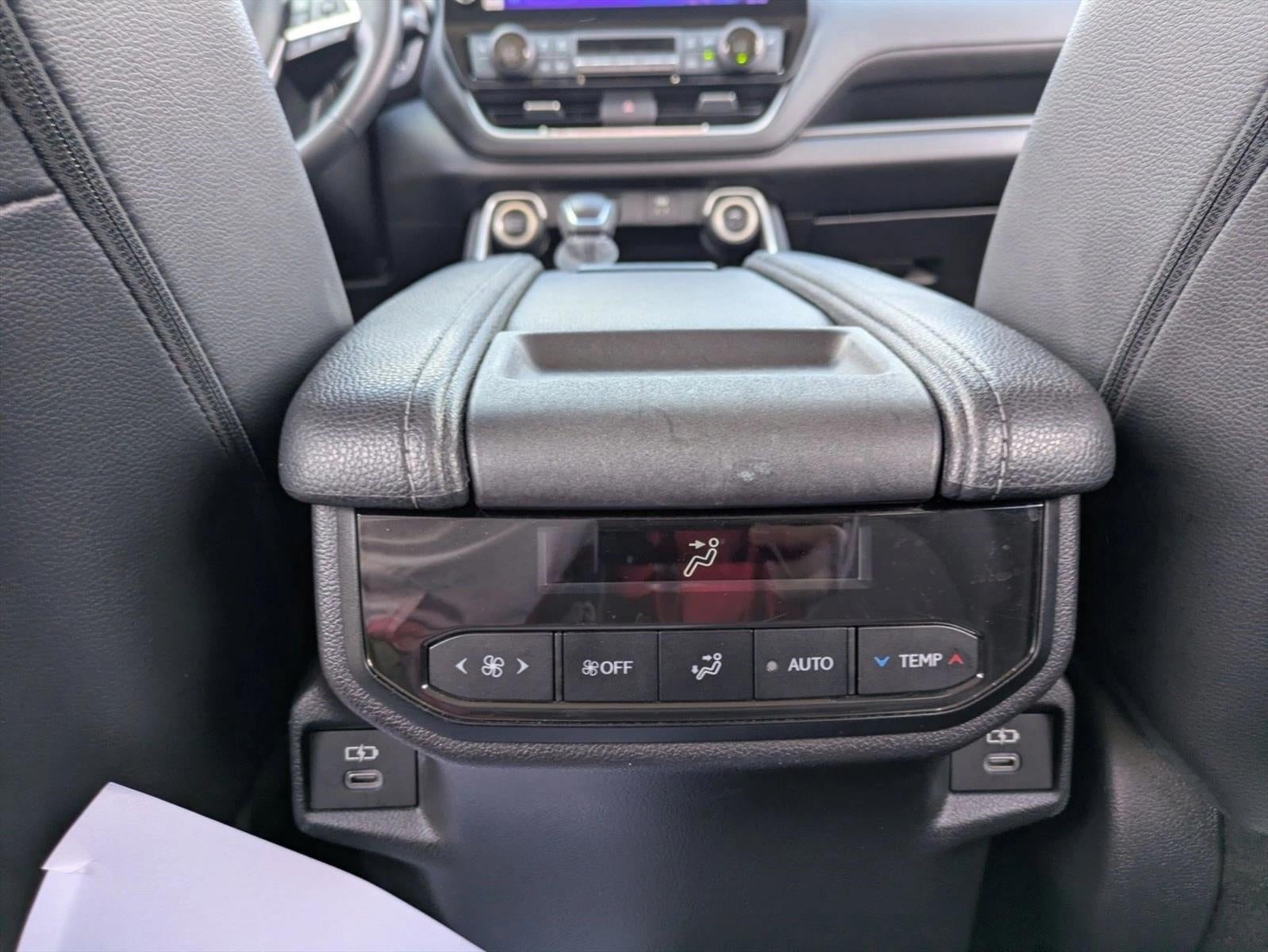 2025 Toyota Grand Highlander XLE FWD (Natl)