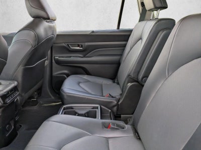 2025 Toyota Grand Highlander XLE FWD (Natl)