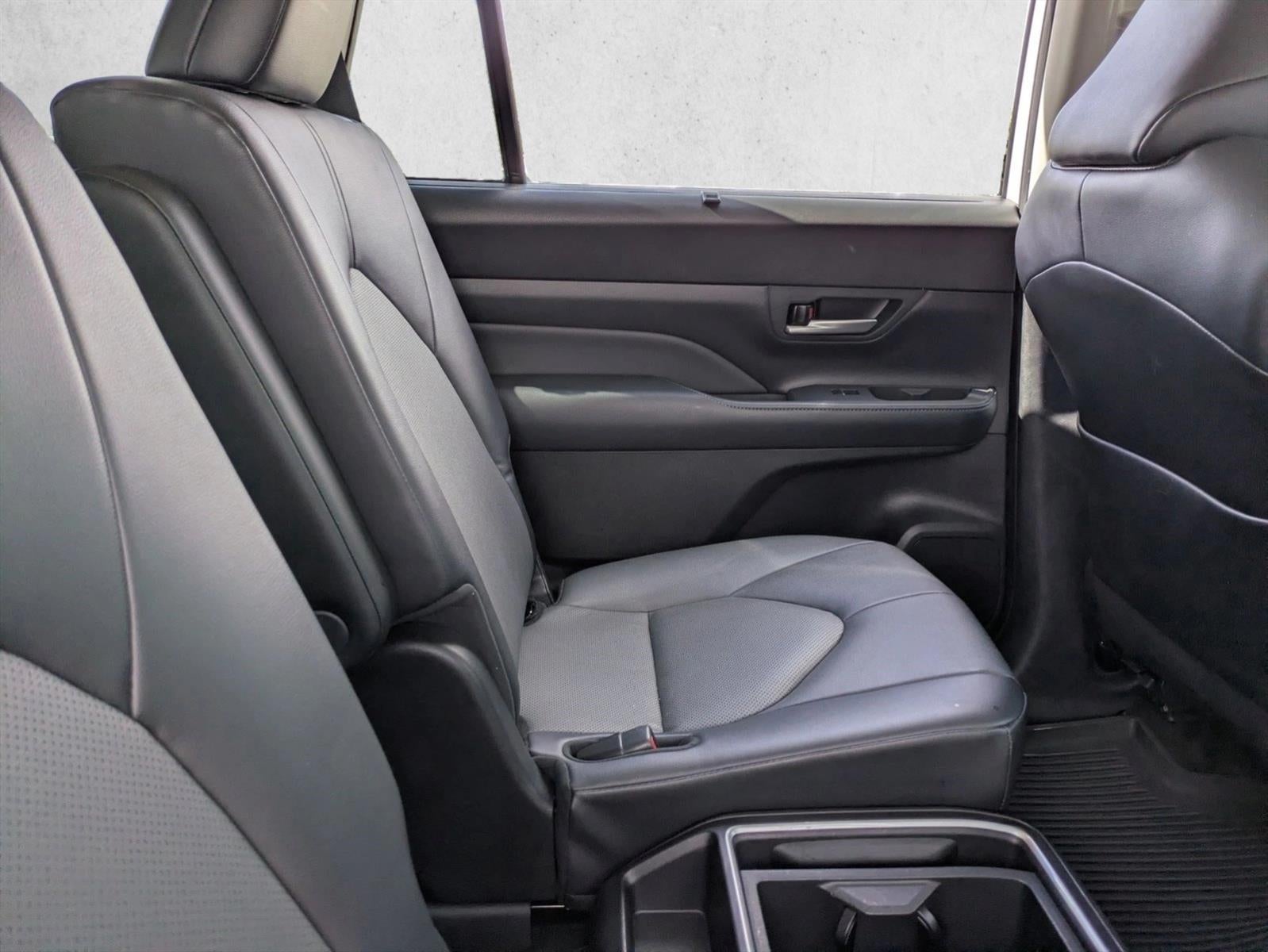 2025 Toyota Grand Highlander XLE FWD (Natl)