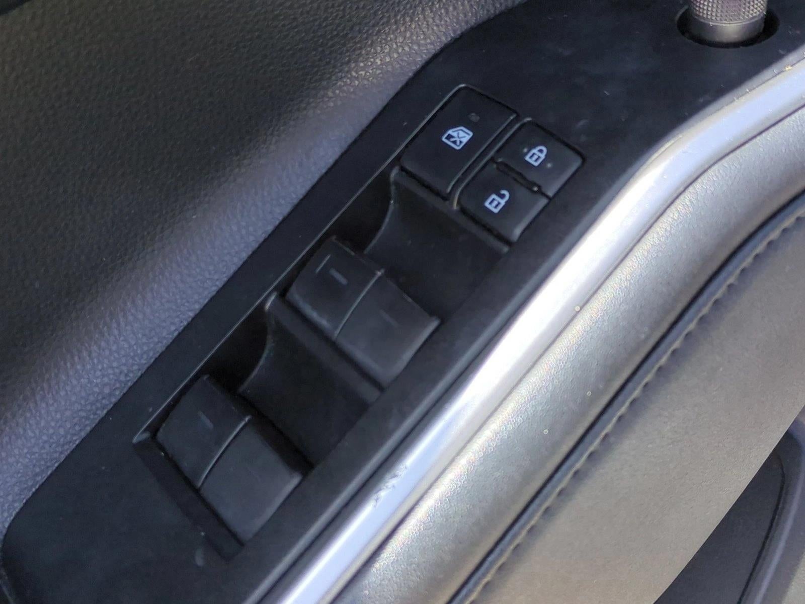 2022 Toyota Highlander L FWD (Natl)