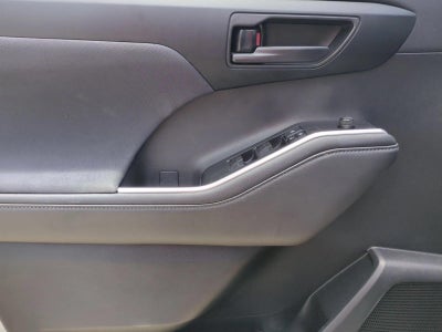 2021 Toyota Highlander L FWD (Natl)