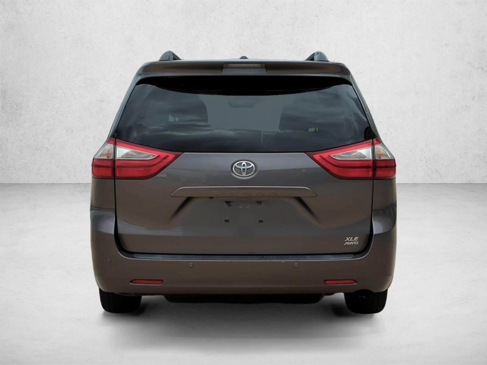 2015 Toyota Sienna 5dr 7-Pass Van XLE AWD (Natl)