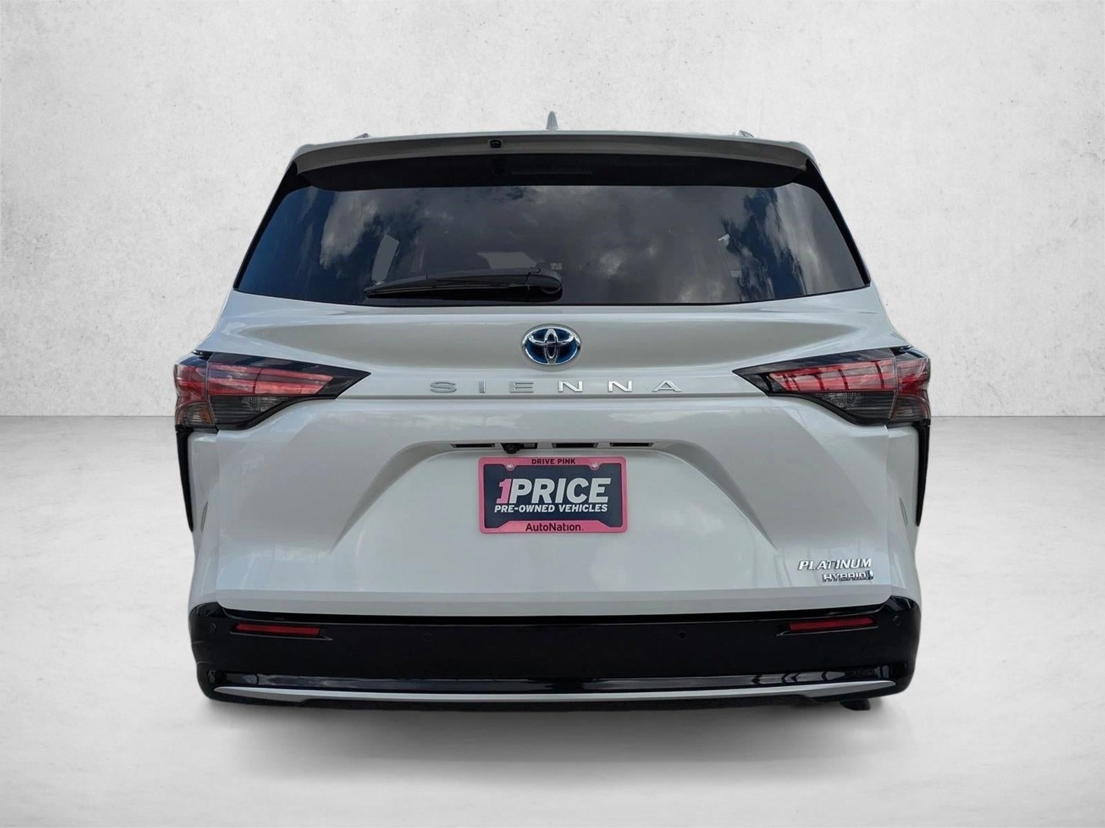 2023 Toyota Sienna Platinum FWD 7-Passenger (Natl)