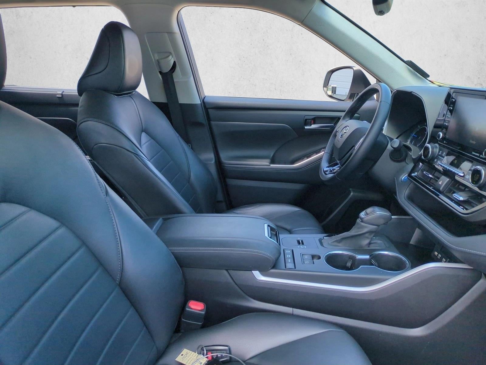 2020 Toyota Highlander Hybrid XLE AWD (Natl)