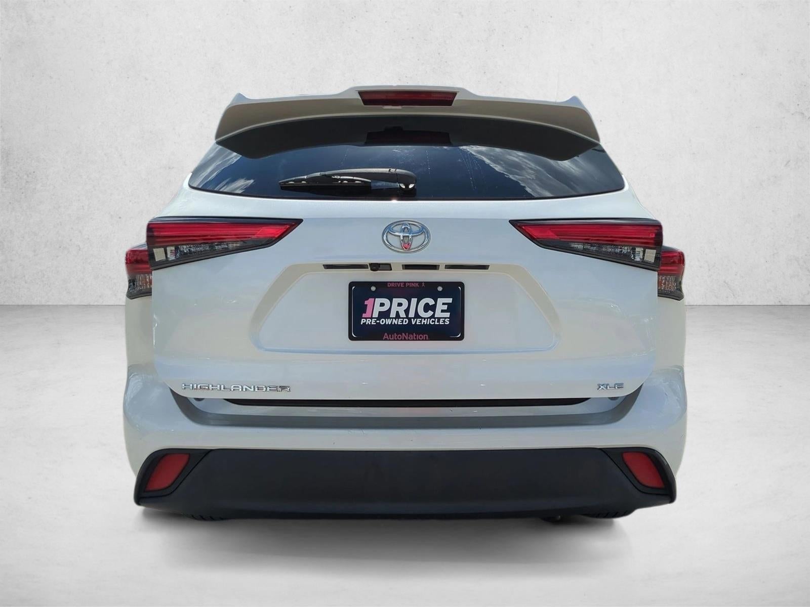 2021 Toyota Highlander XLE FWD (Natl)