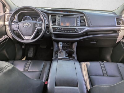 2017 Toyota Highlander SE V6 AWD (Natl)